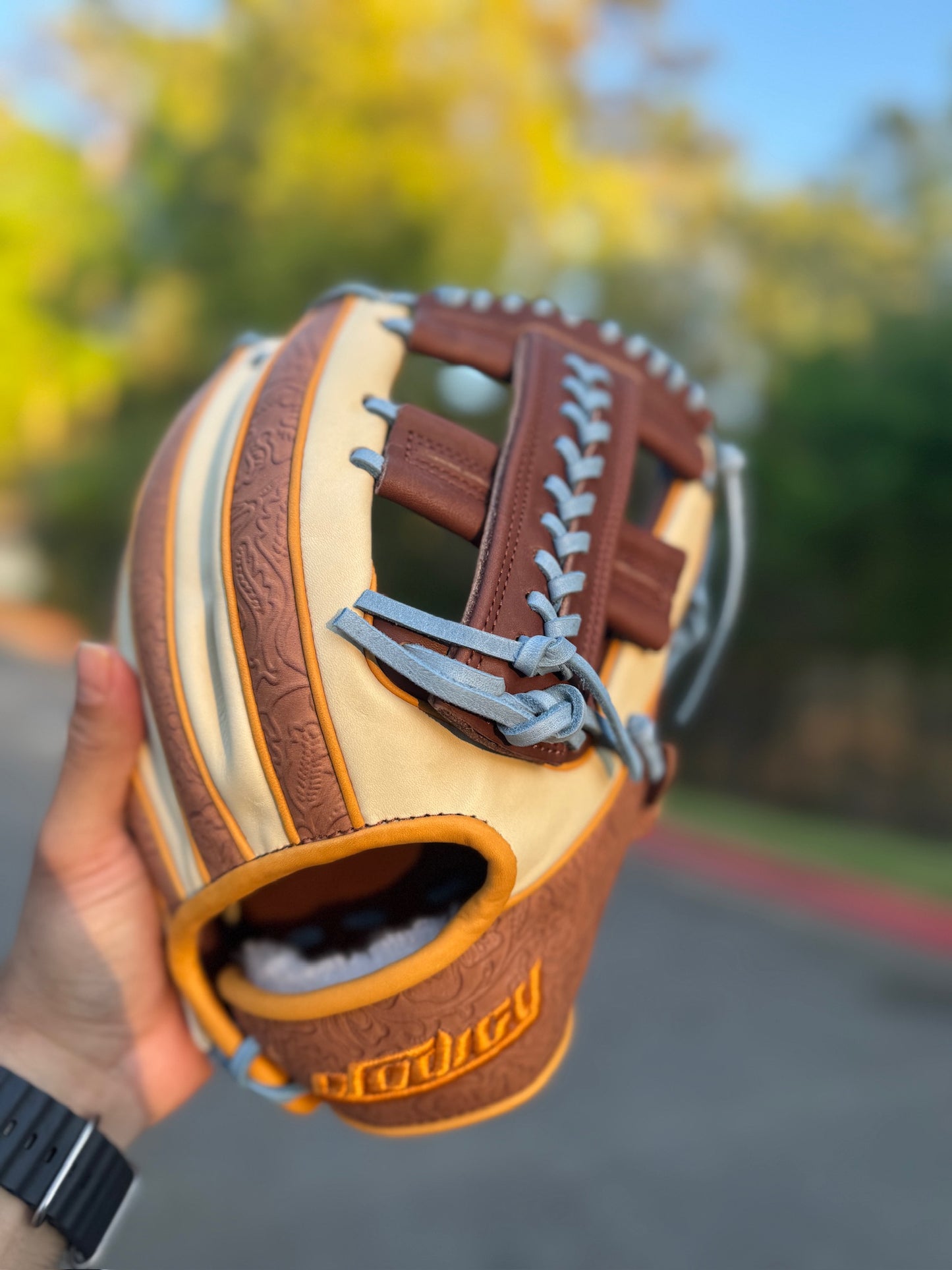 The Ruins Infielder Glove