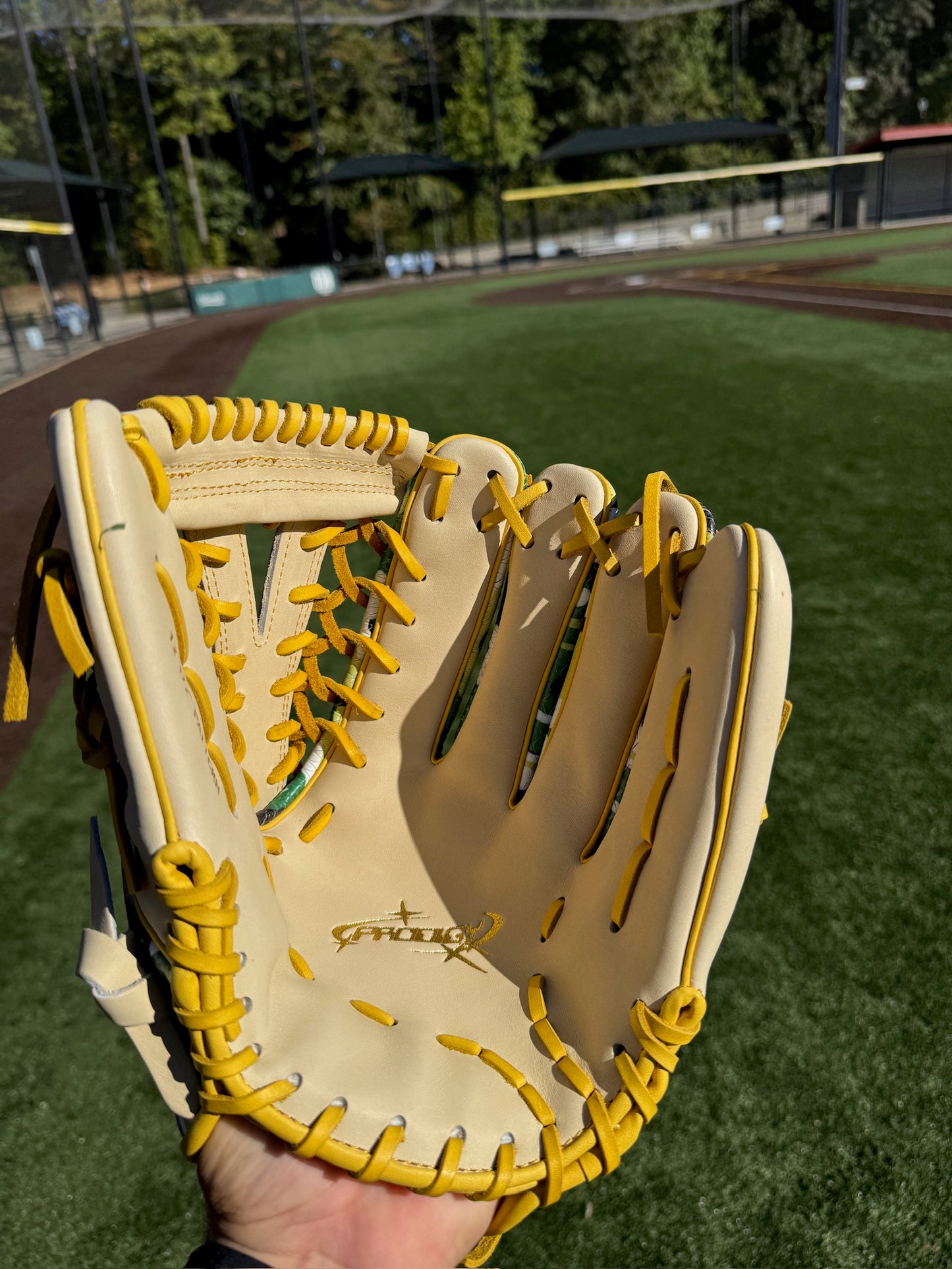 Prodigy Camo - Outfielder Glove