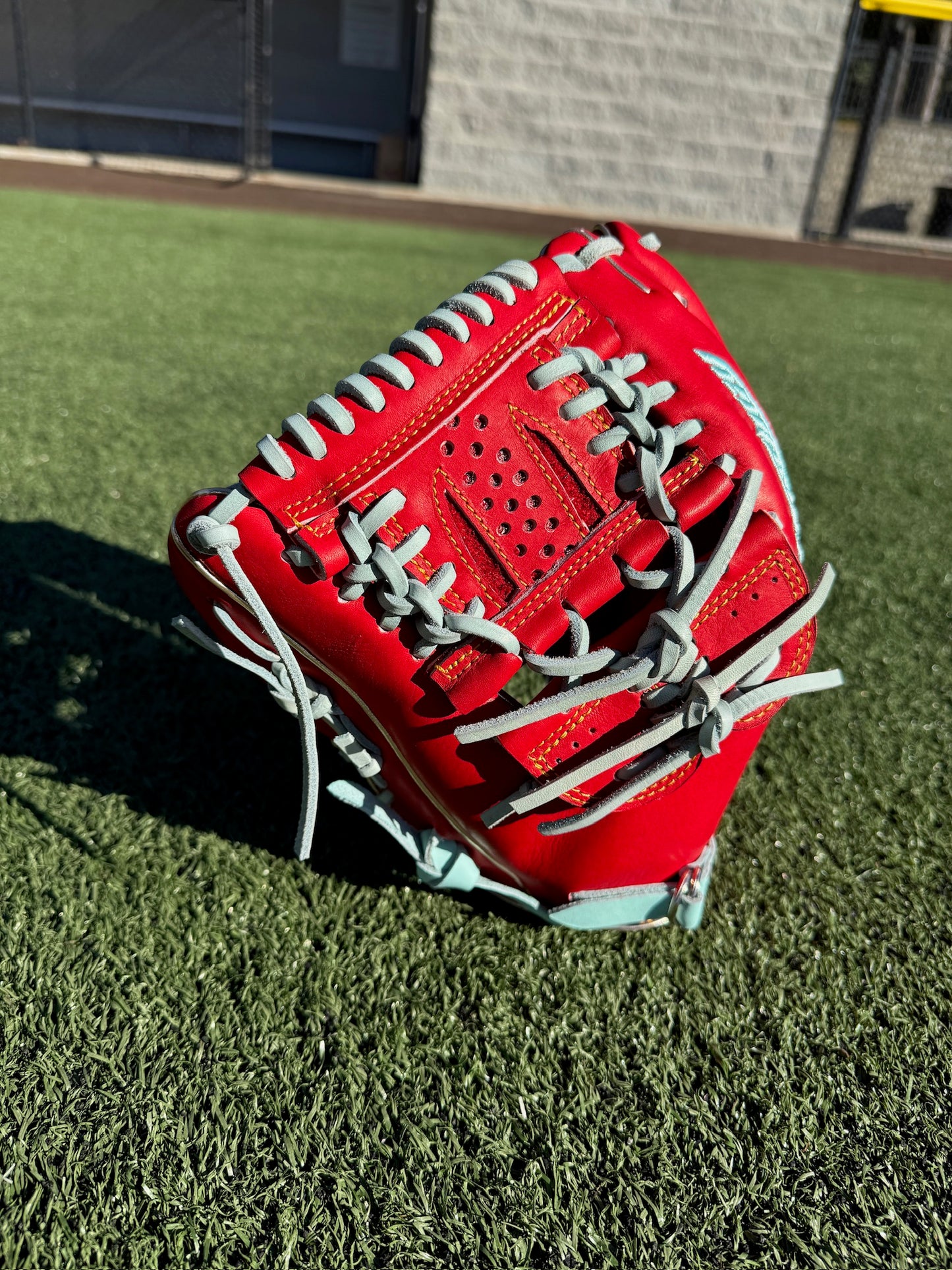 Prodigy Red - Pitcher’s Glove