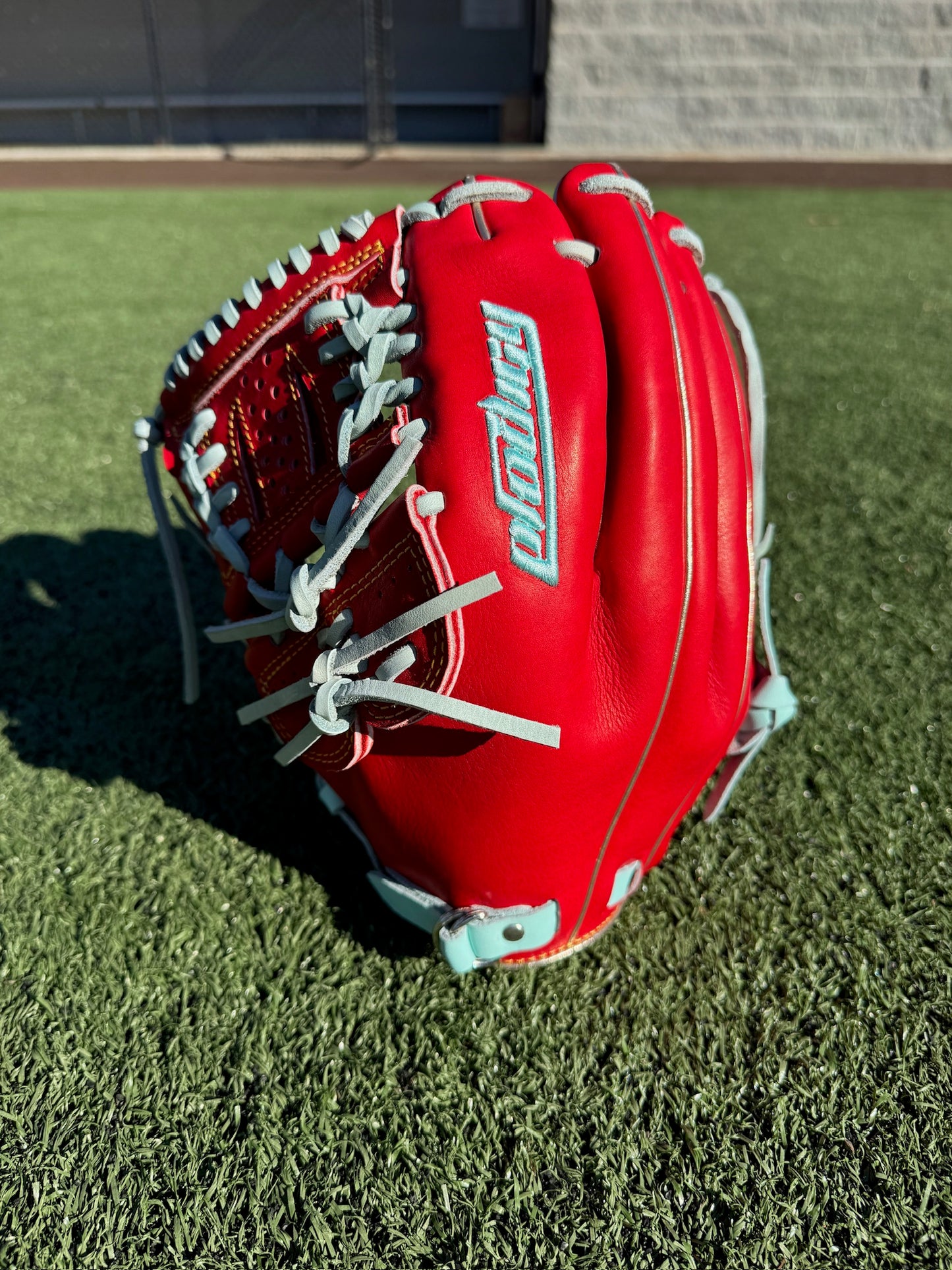 Prodigy Red - Pitcher’s Glove